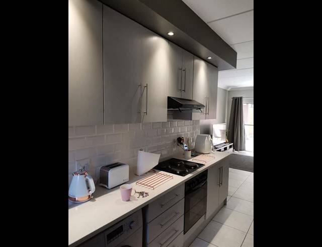 2 BEDROOM APARTMENT FOR SALE IN JANSEN PARK